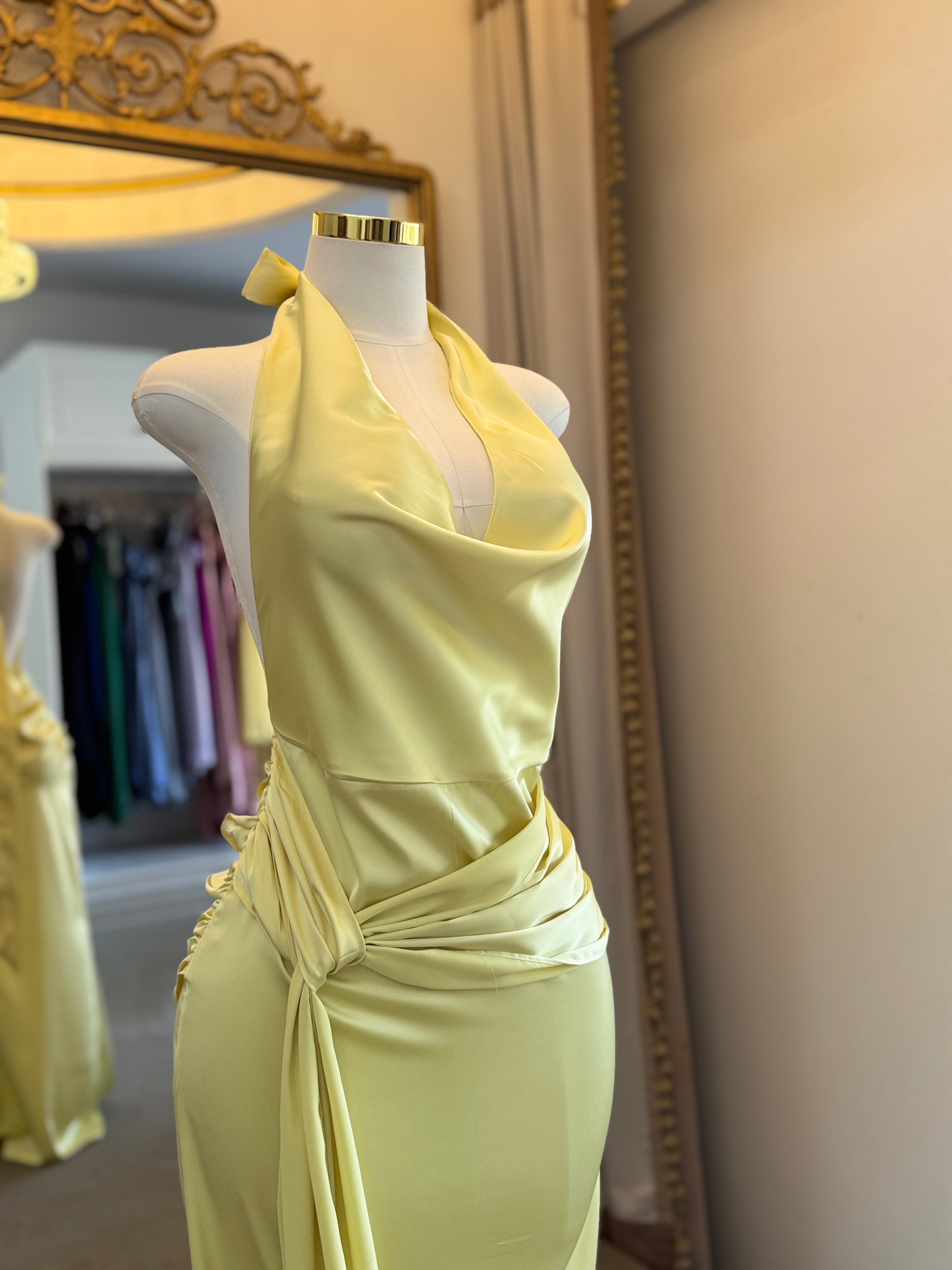 Vestido halter amarillo