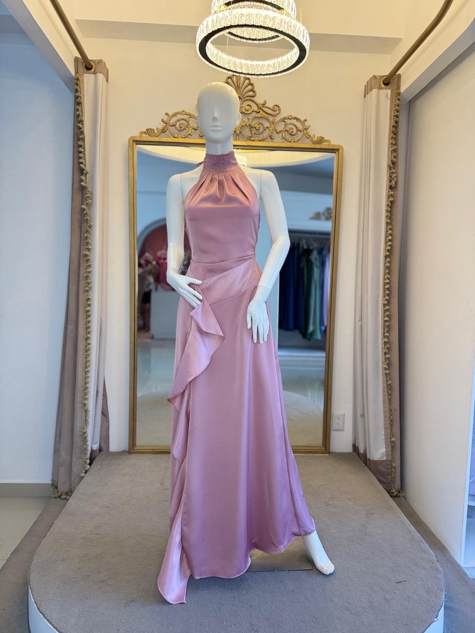 Modelo halter rosa