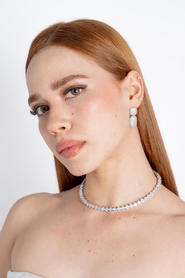Arete colgante de diamante