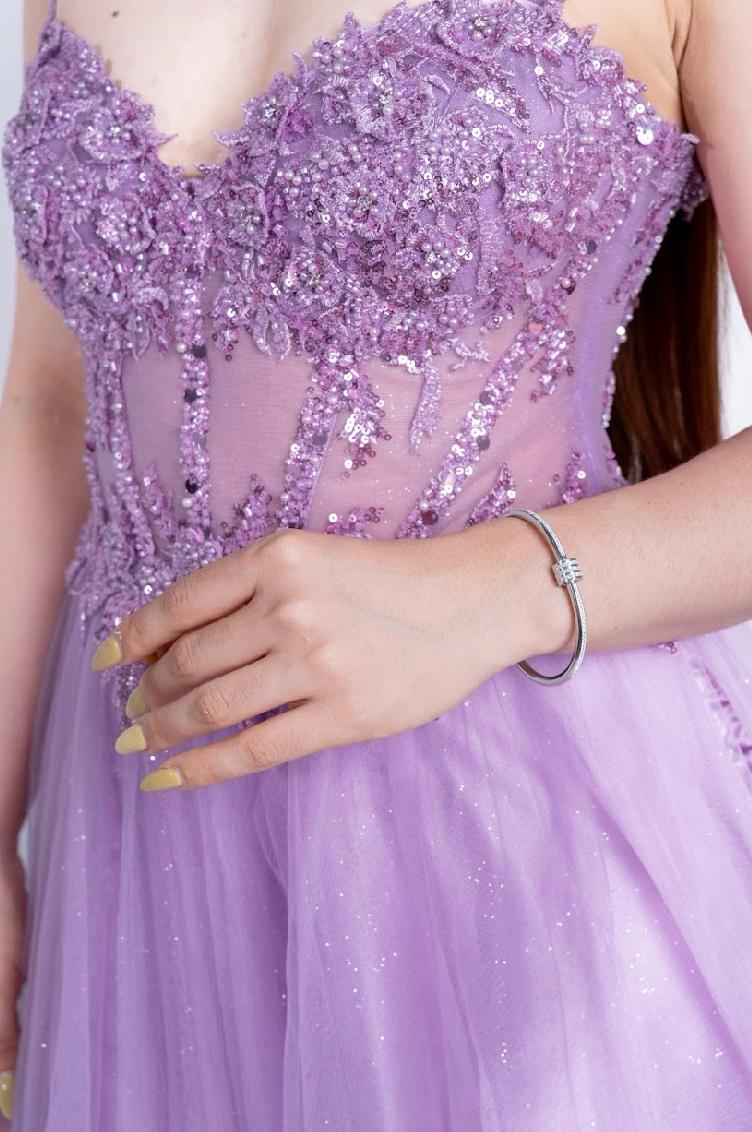 Brazalete cerrado plateado