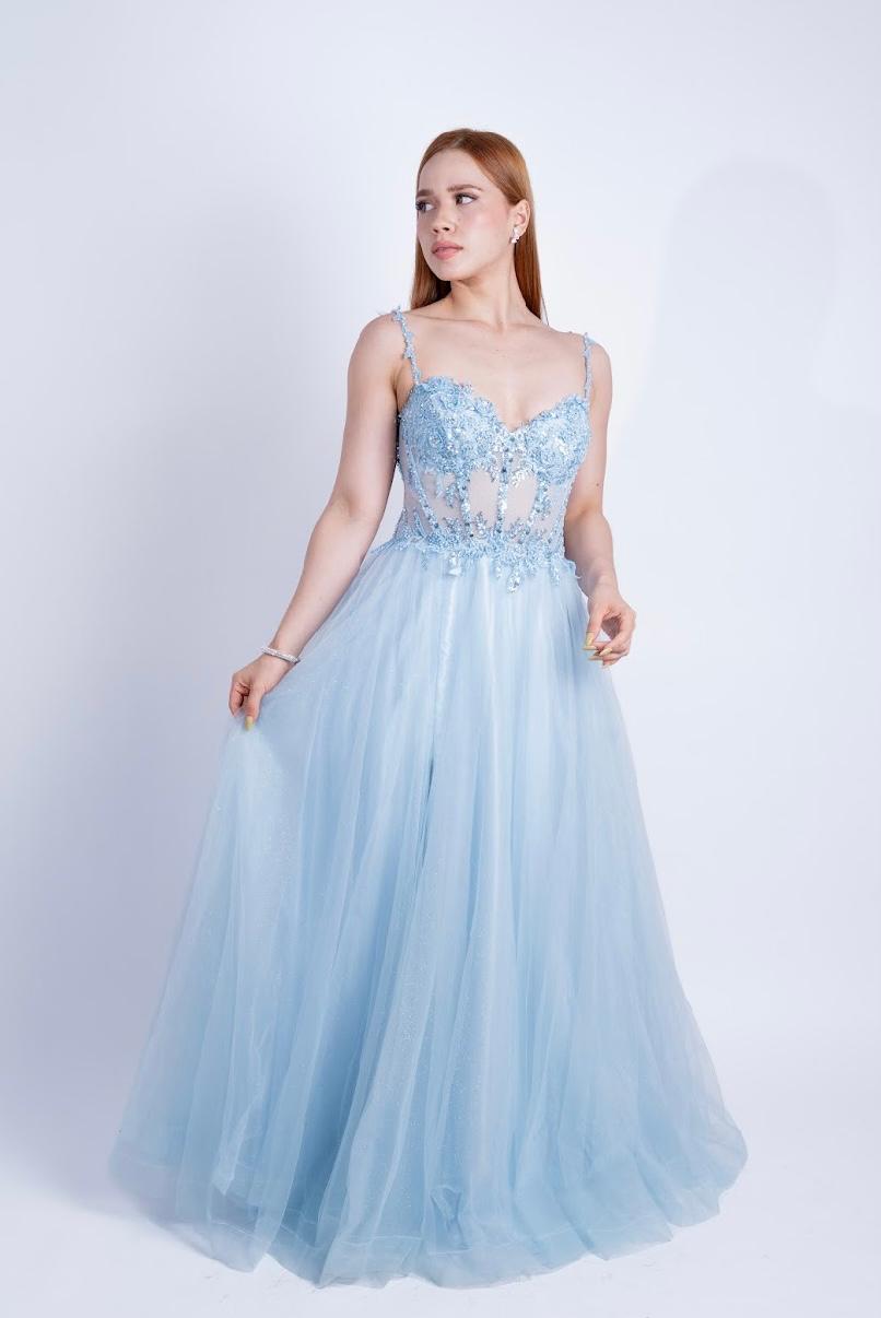 Vestido modelo encanto boreal