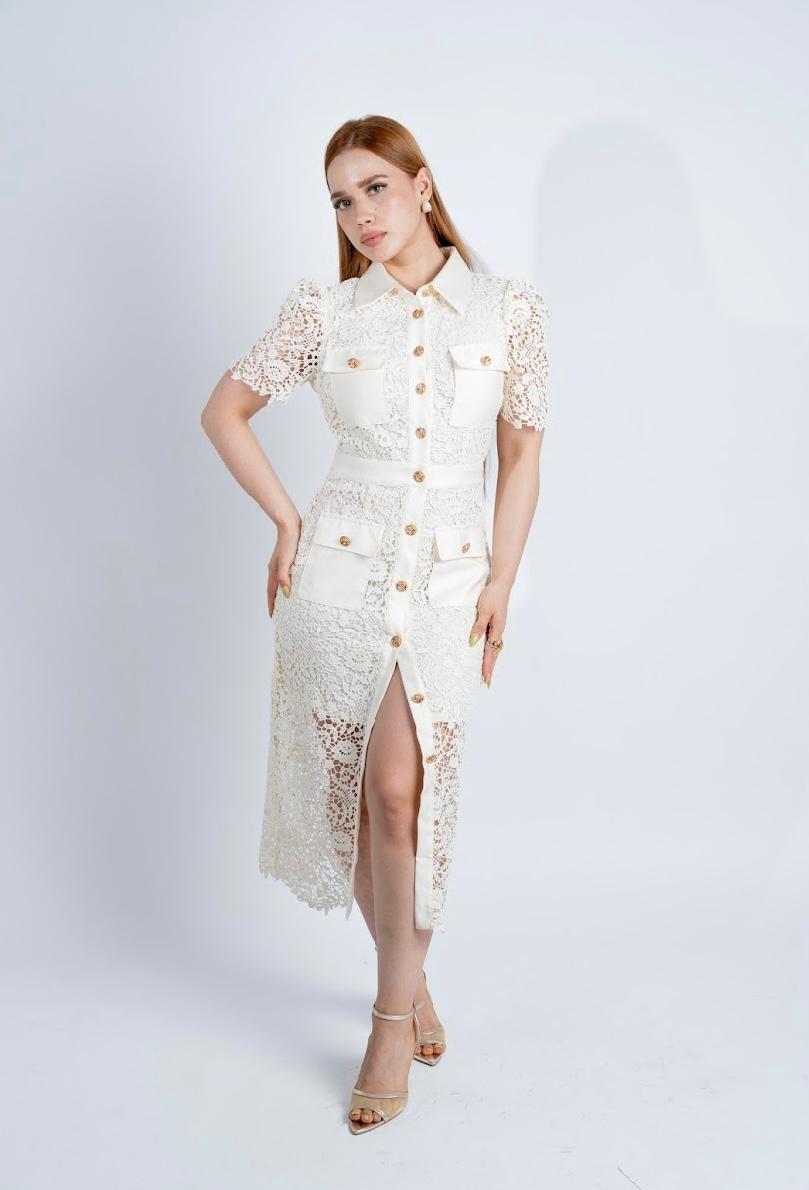 Vestido modelo código de encaje