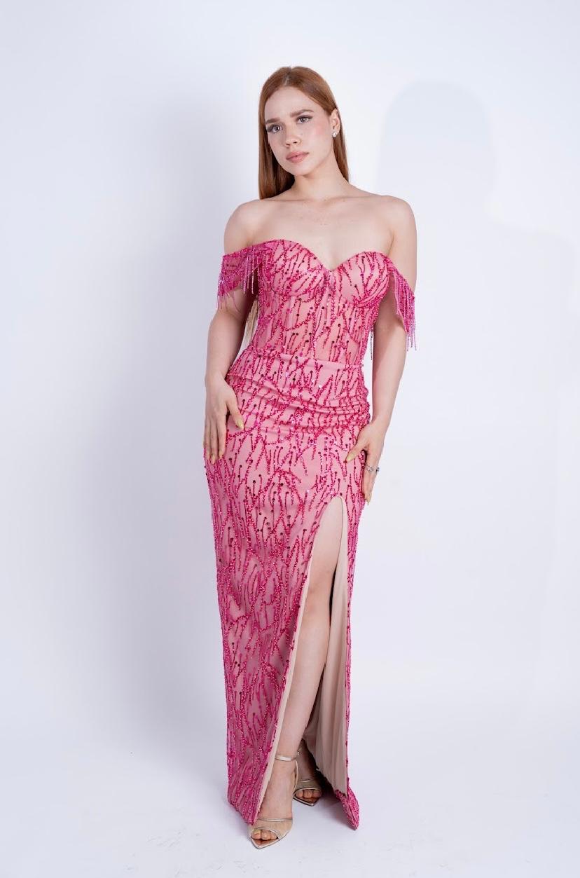 Vestido modelo imperio rosa